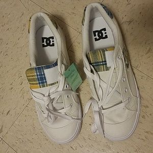 DC shoes